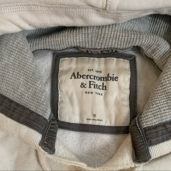 Classic Abercrombie & Fitch hoodie, SO soft! - Picture 5 of 7